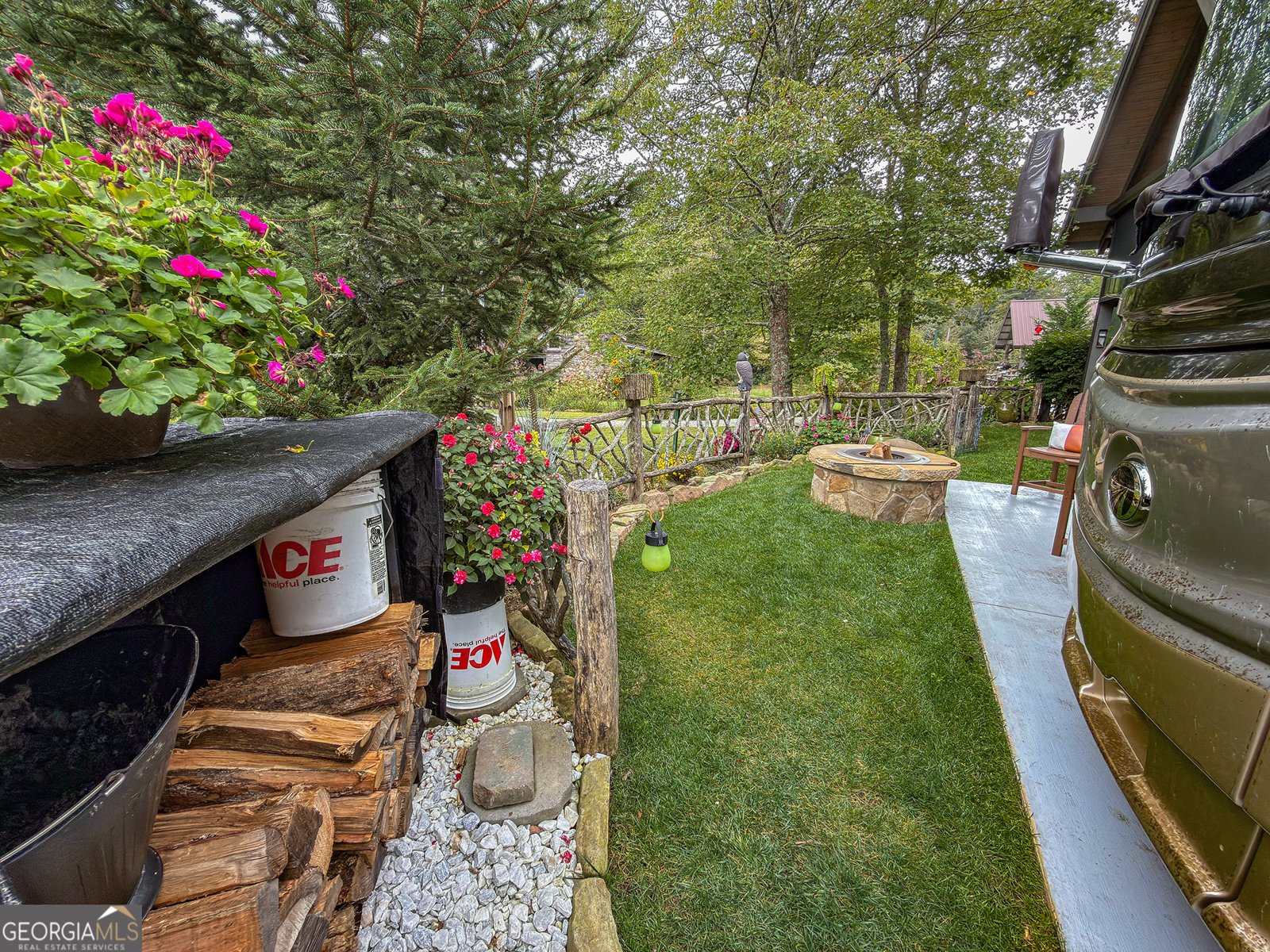 111 Wildflower Road Scaly Mountain - Photo 11