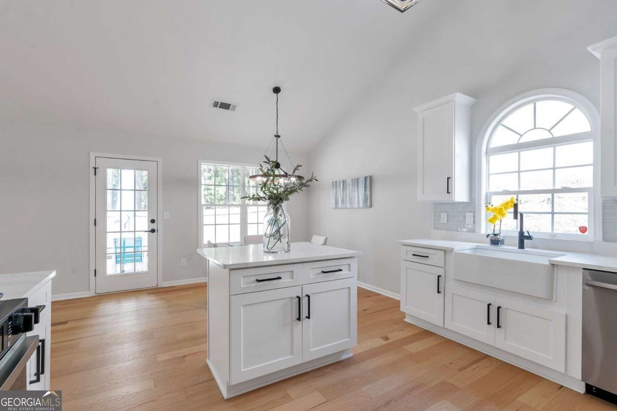 712 Towering Pine Trail Lawrenceville - 15