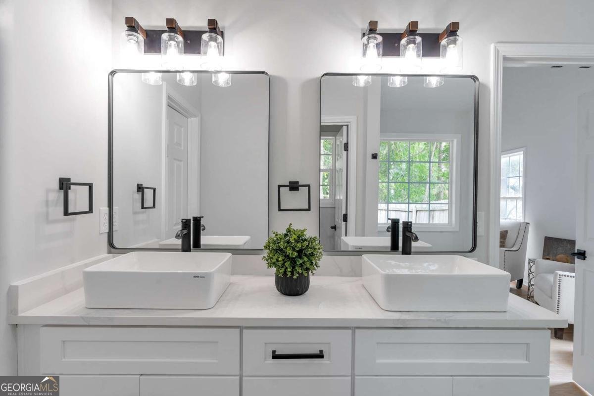 712 Towering Pine Trail Lawrenceville - 25