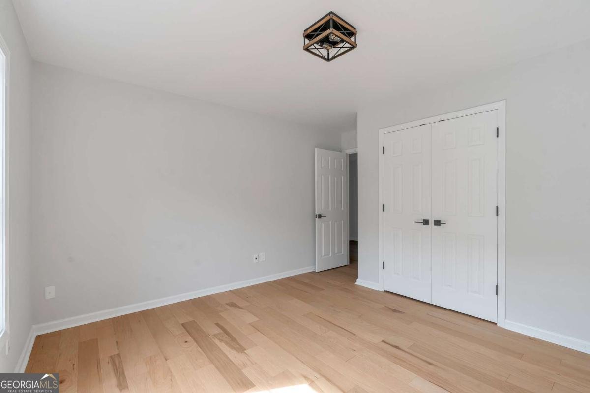712 Towering Pine Trail Lawrenceville - 32