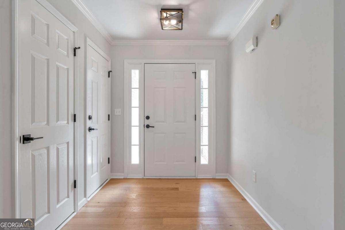 712 Towering Pine Trail Lawrenceville - 34