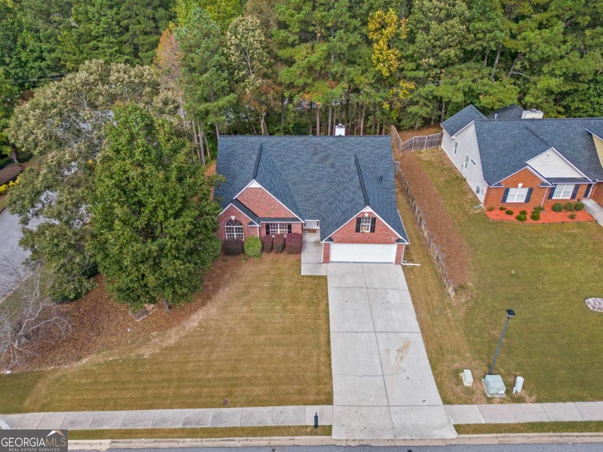 712 Towering Pine Trail Lawrenceville - 40