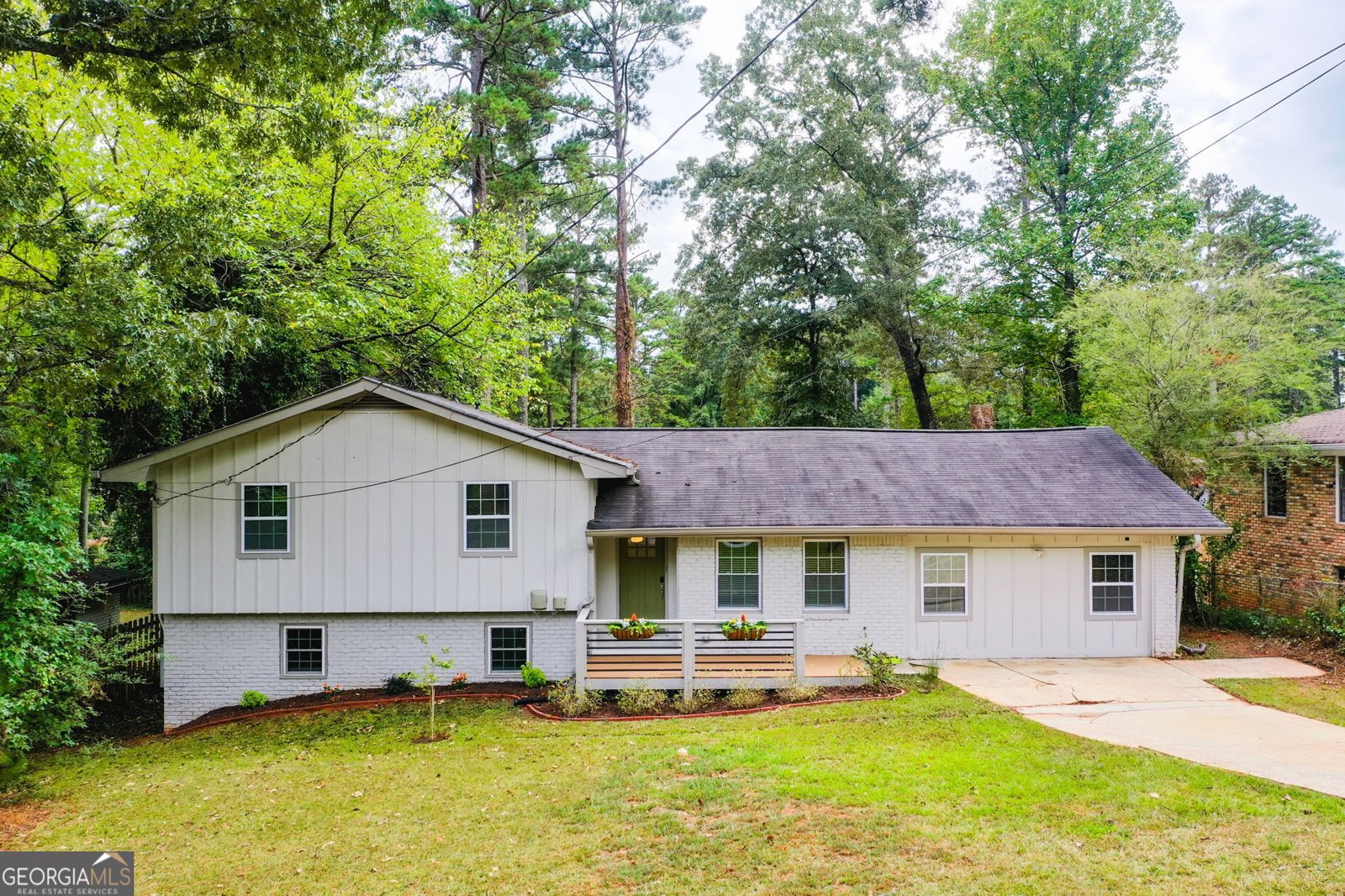 3089 Del Monico Drive Decatur - 33