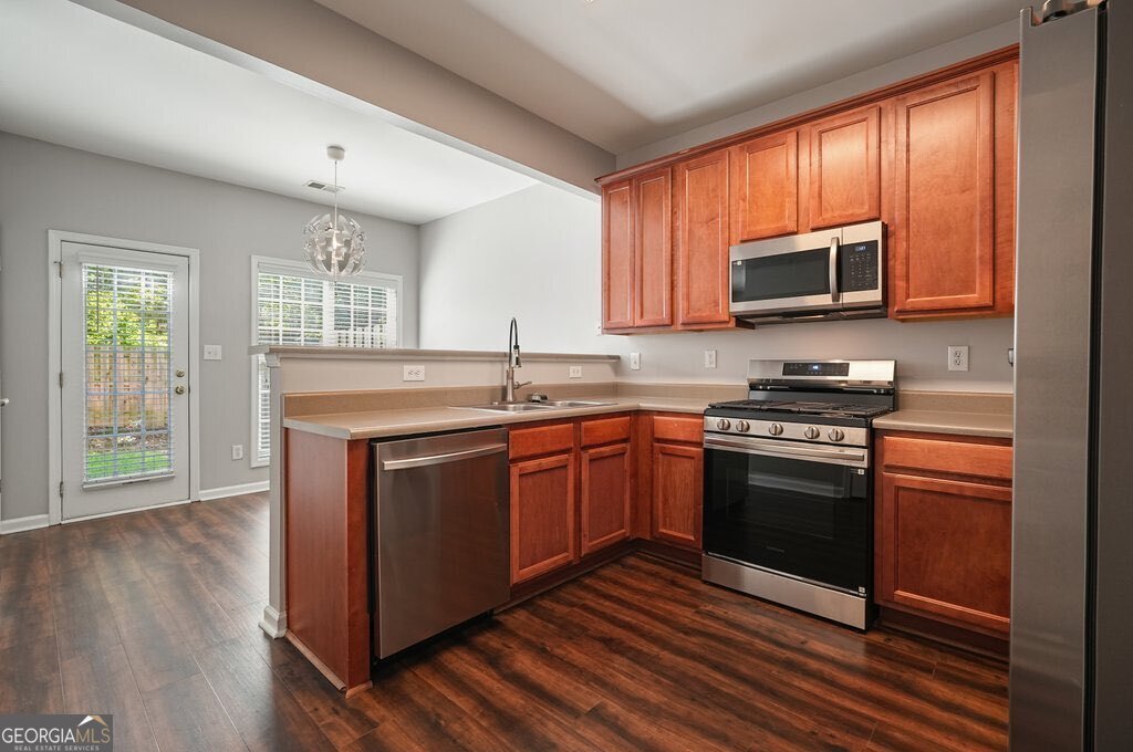 125 Spring Way Square Canton - 17