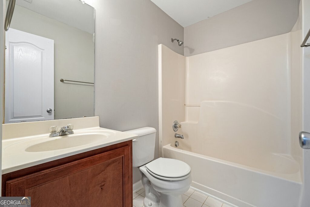125 Spring Way Square Canton - 32