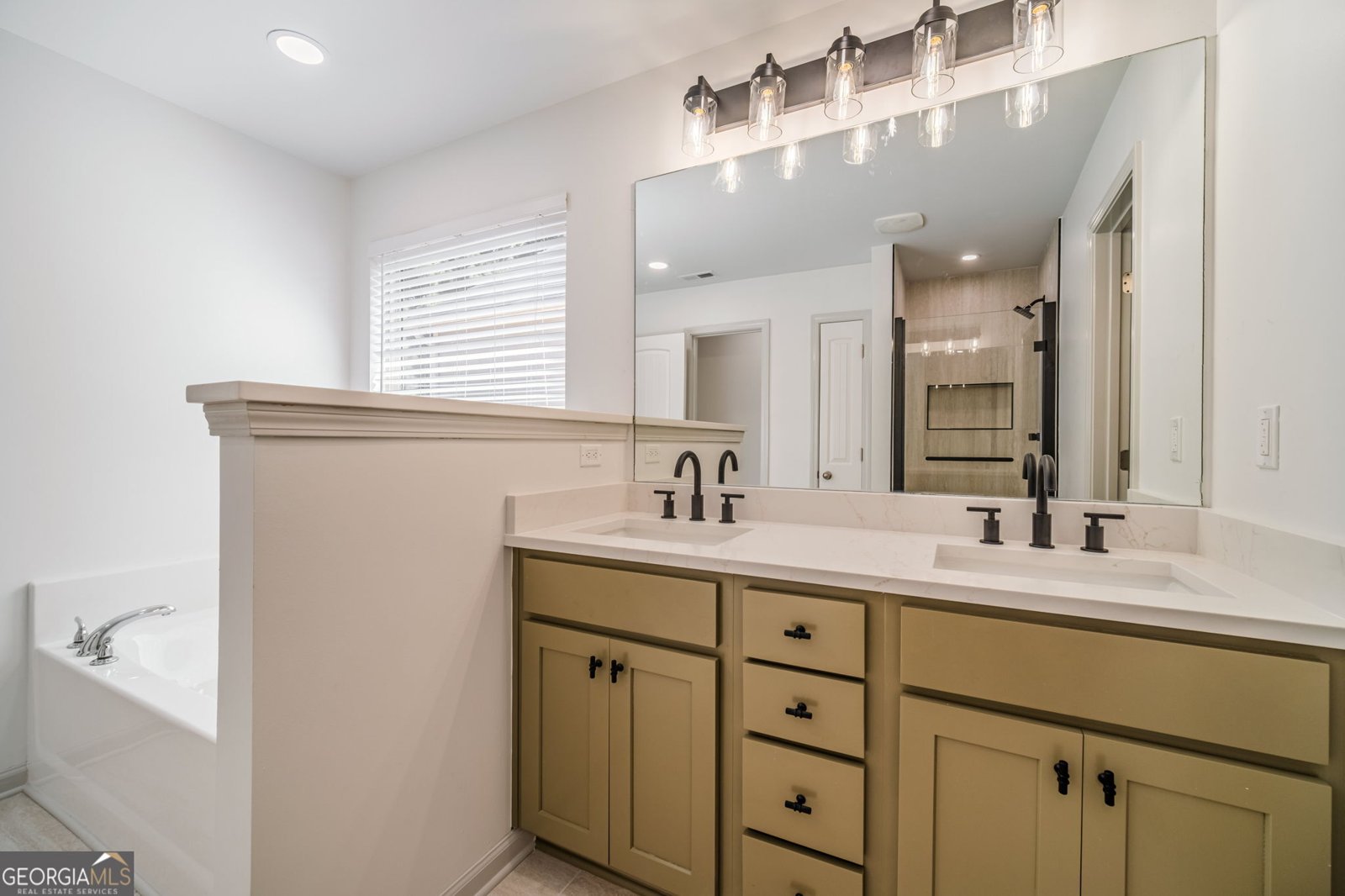 796 Grenier Terrace Lawrenceville - 33