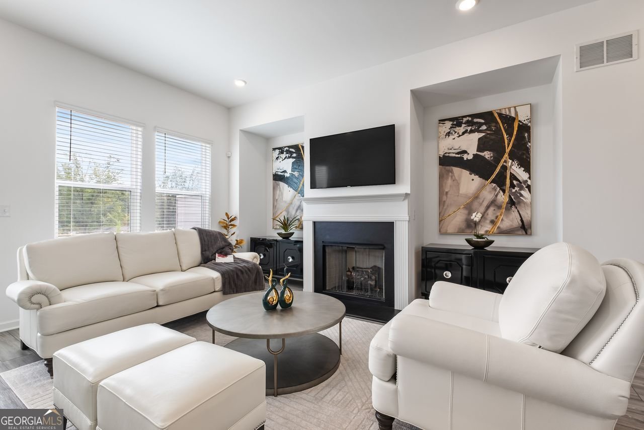 1182 Edwin Lane Sugar Hill - 10