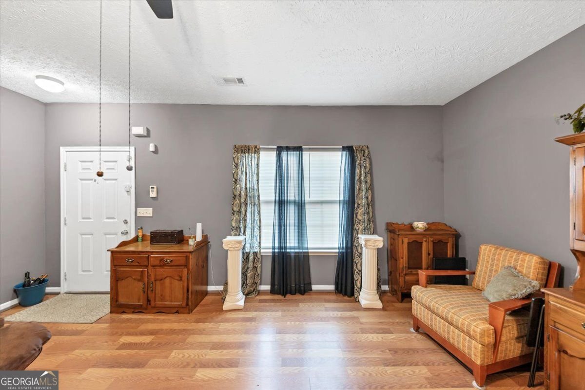 6888 MOUNTAIN Riverdale - 6