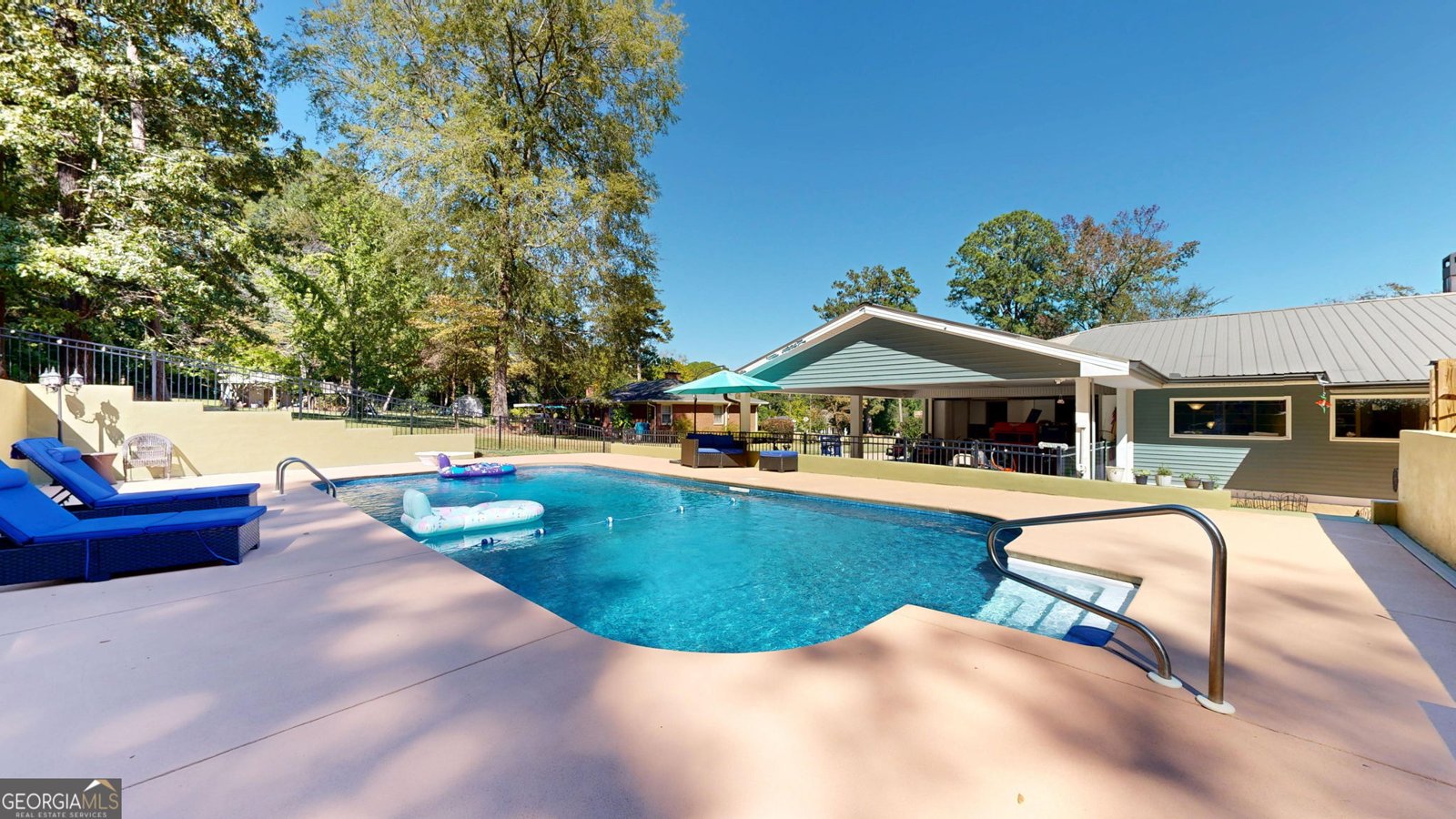 705 Piney Woods Drive Lagrange - 40