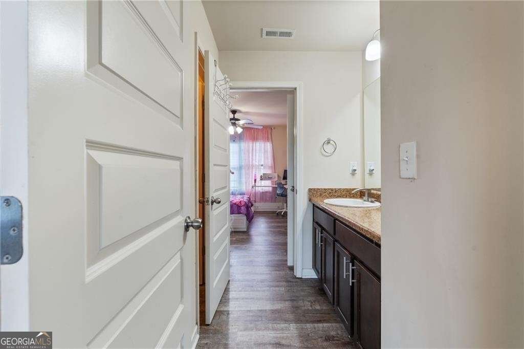 25 Mary Jane Lane Covington - 22