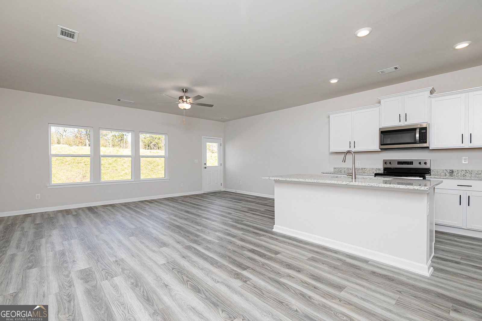3987 Hidden River Lane Oakwood - 7