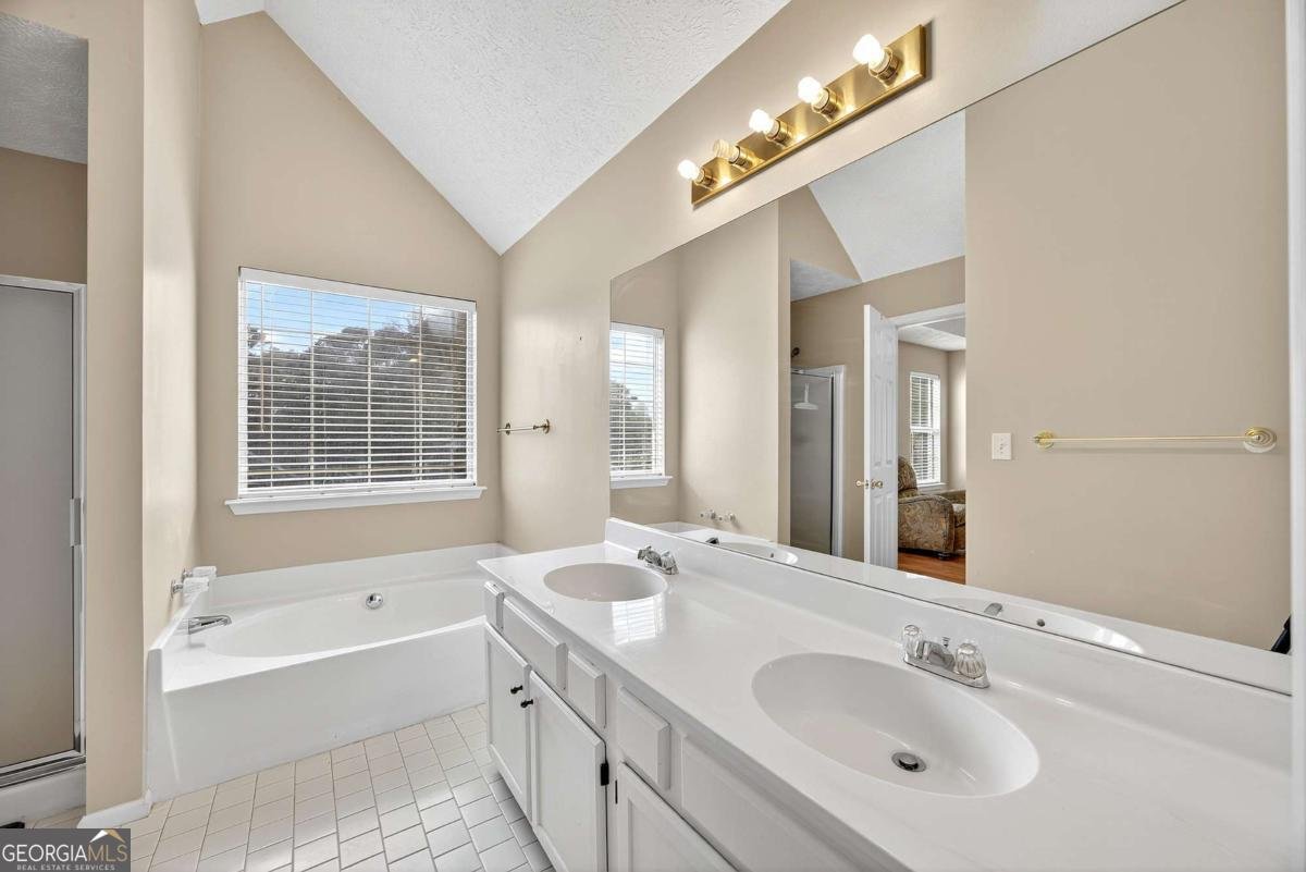 4537 Rushing Wind Court Powder Springs - 12
