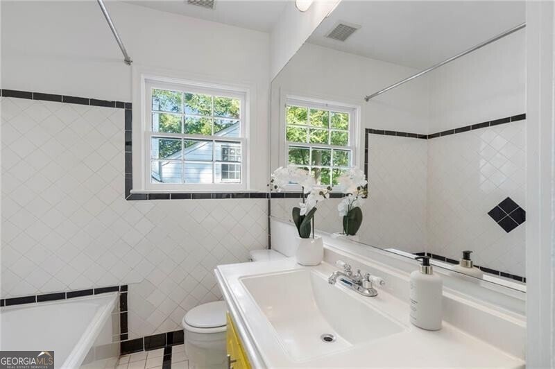 640 Hillpine Drive Atlanta - 21