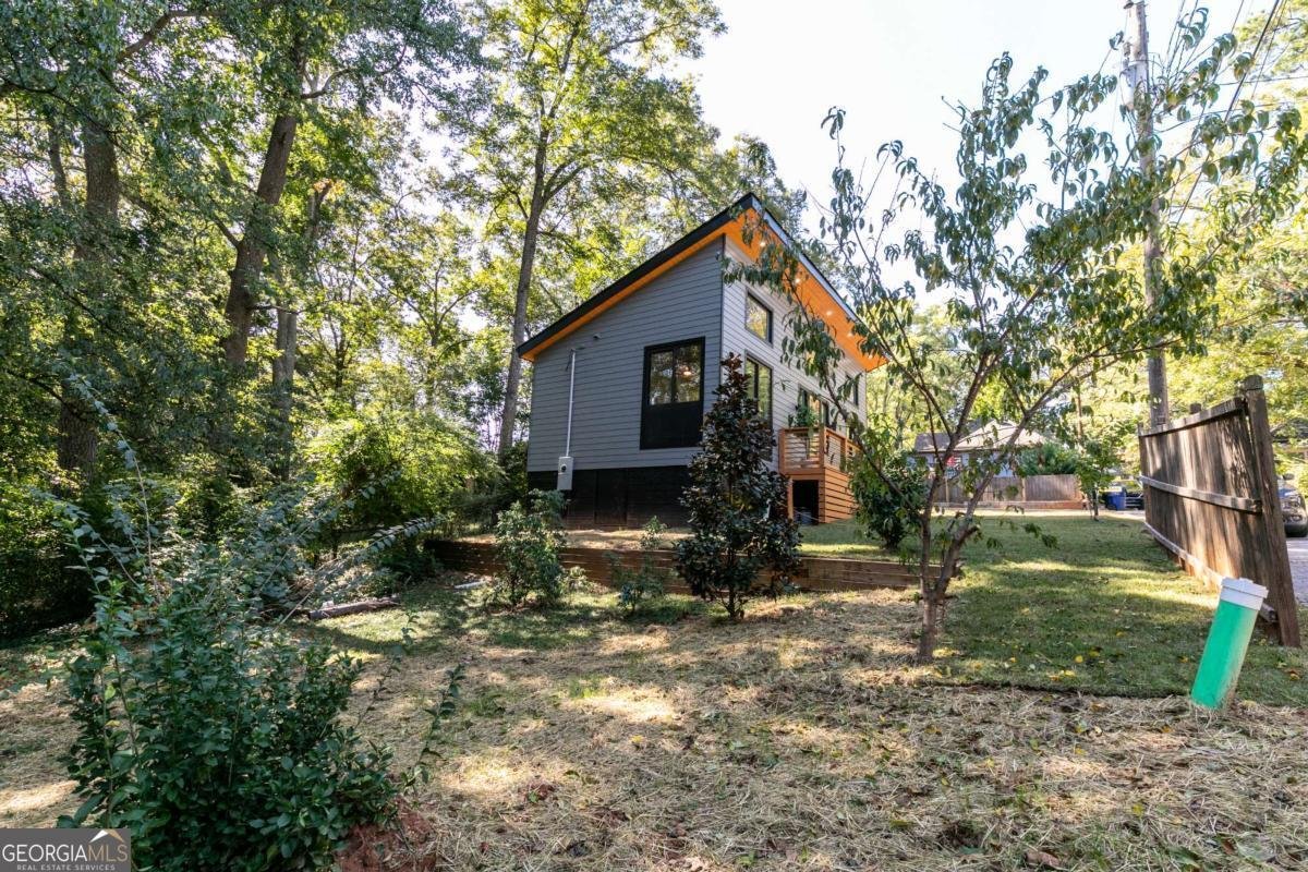 120 B Howard Street Atlanta - 13