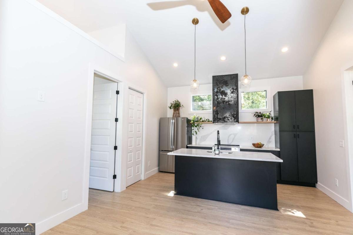 120 B Howard Street Atlanta - 14