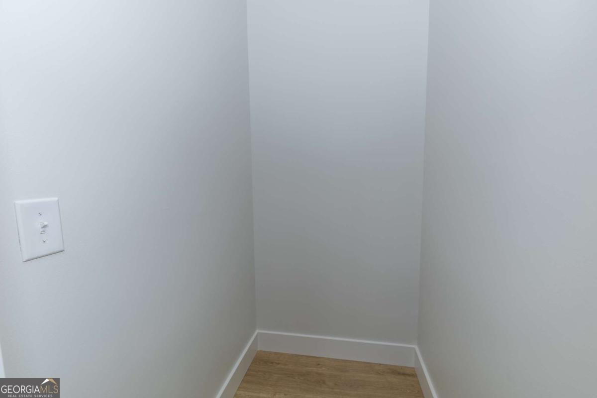 120 B Howard Street Atlanta - 23