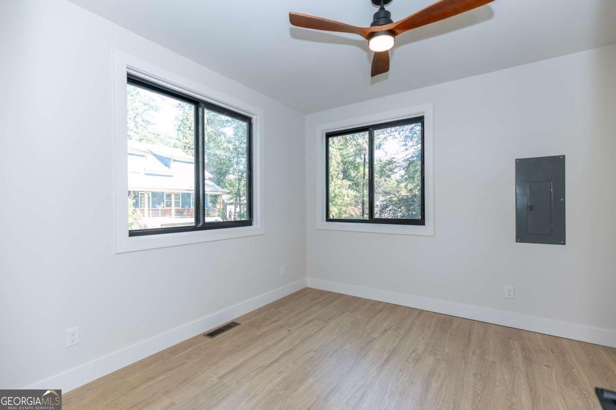 120 B Howard Street Atlanta - 8