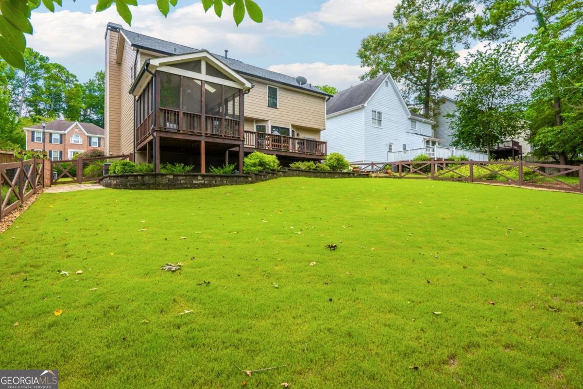 940 Meadowsong Circle Lawrenceville - 32