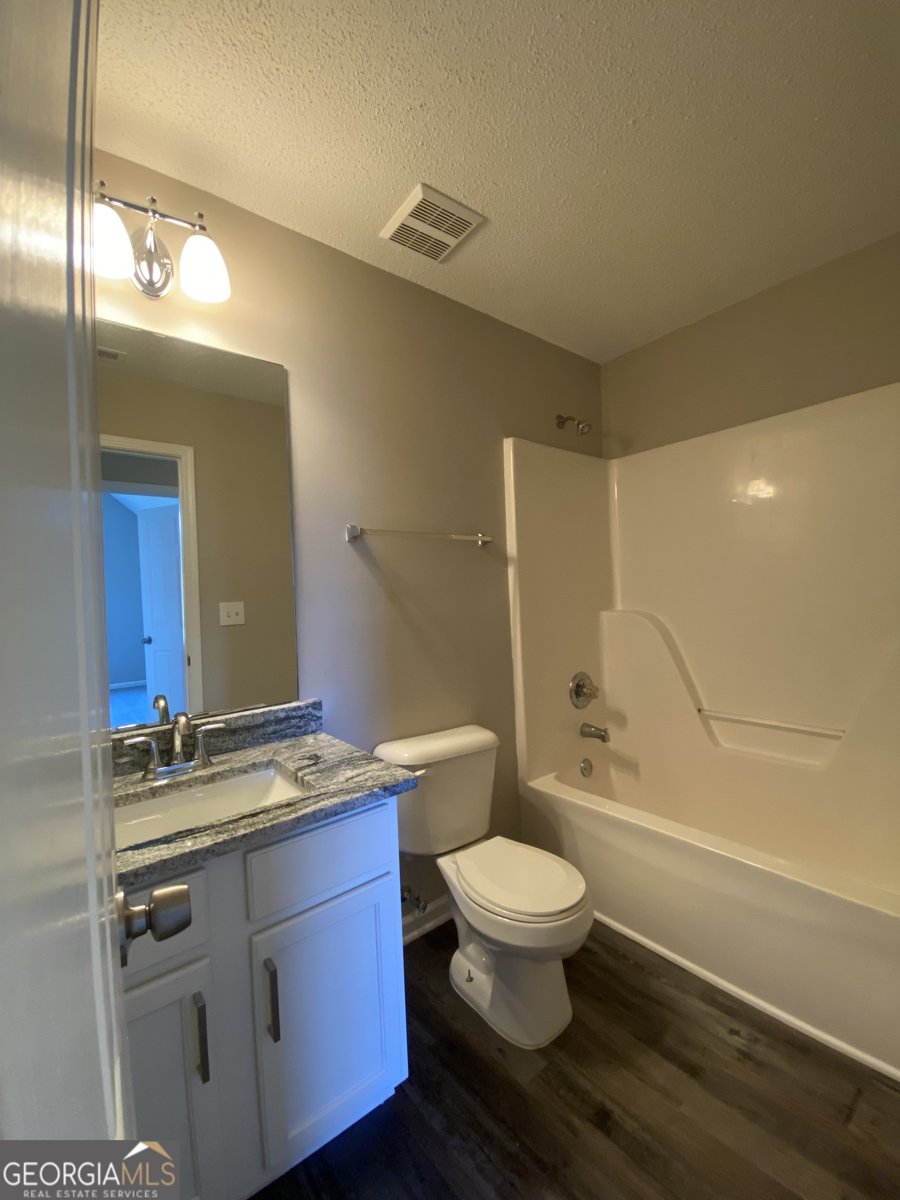 2112 Bradford Pear Circle Conyers - 8