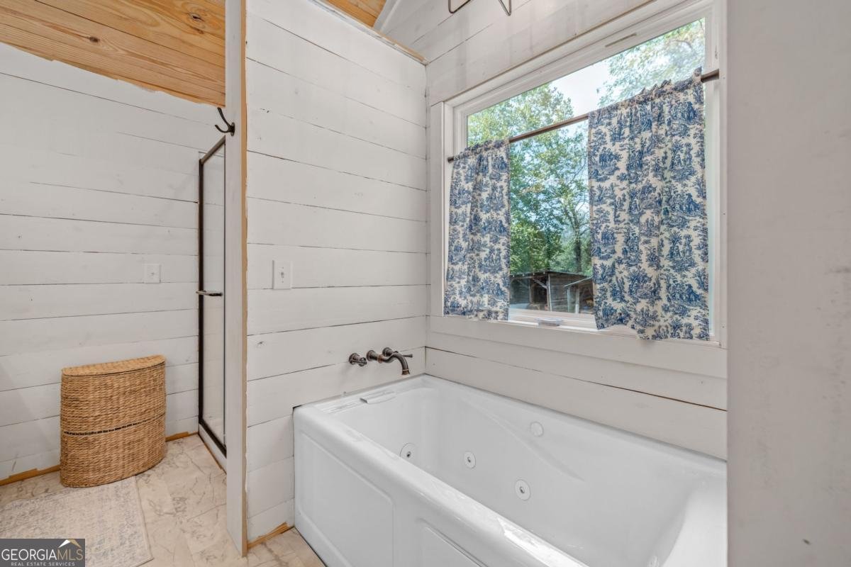 385 Amys Road Clarkesville - 22