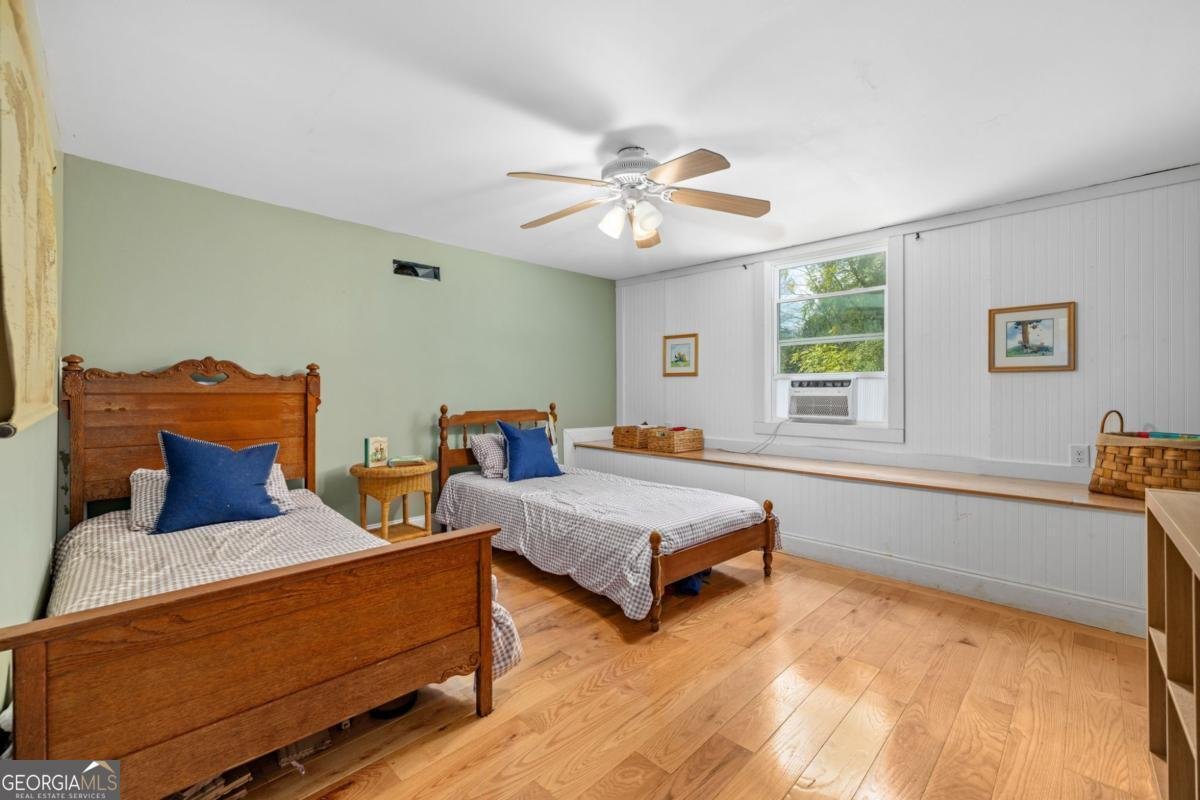 385 Amys Road Clarkesville - 30