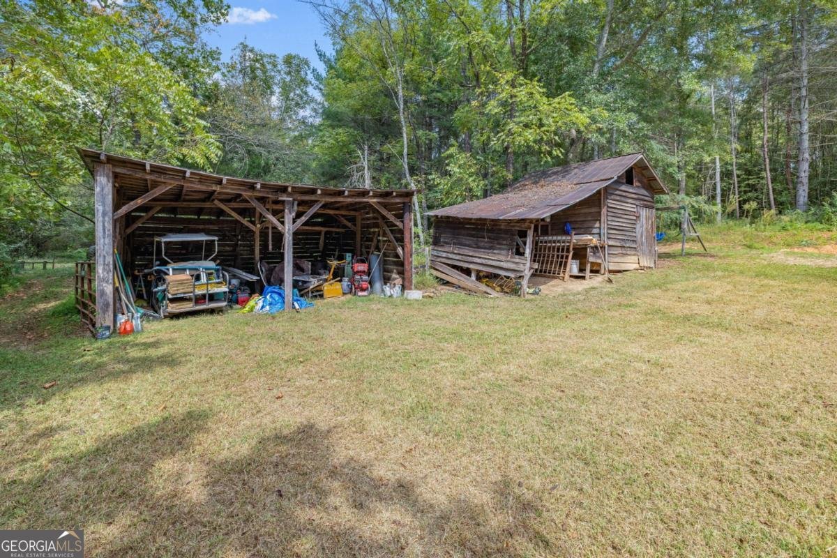 385 Amys Road Clarkesville - 38