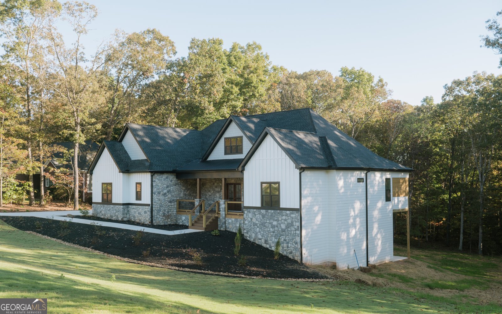 281 Abbington Way Clarkesville - 2