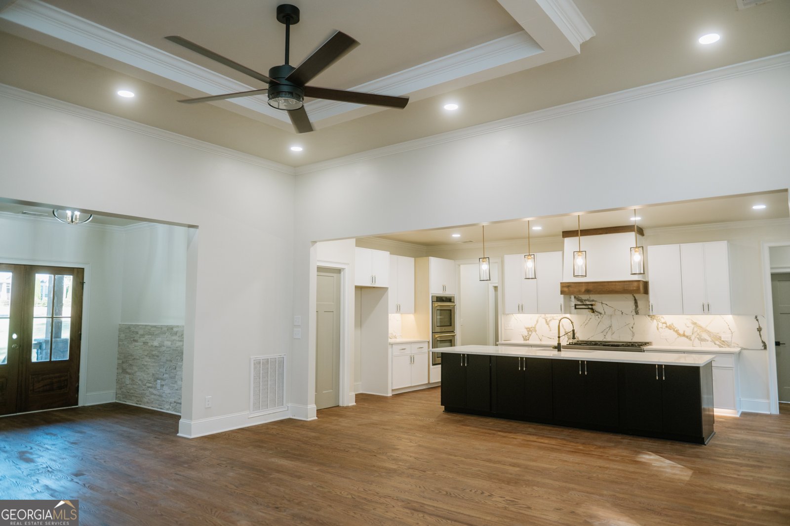 281 Abbington Way Clarkesville - 21