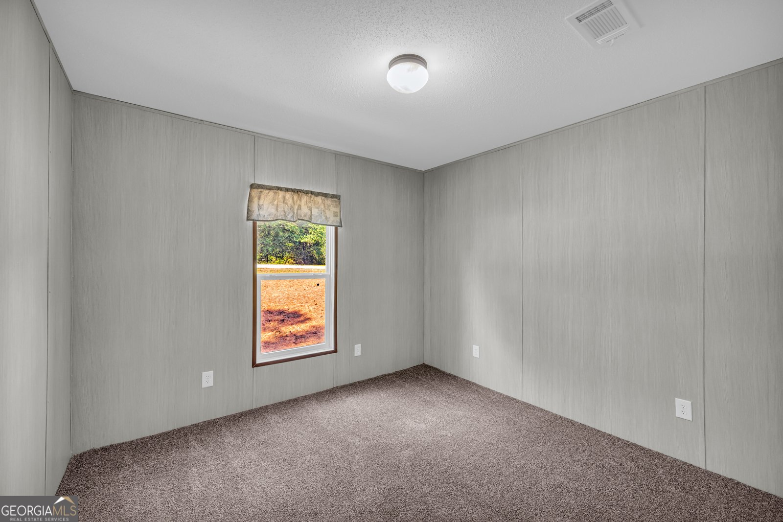 596 Pinetree Circle Maysville - 17