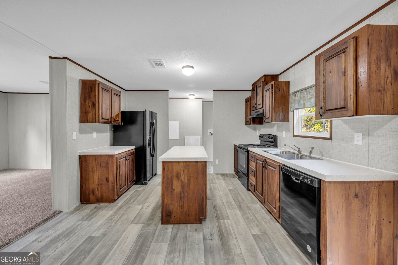 596 Pinetree Circle Maysville - 28