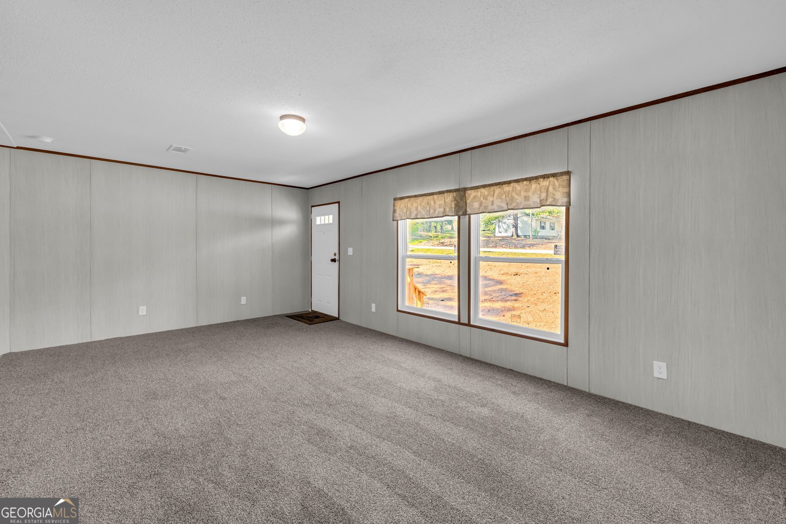 596 Pinetree Circle Maysville - 4