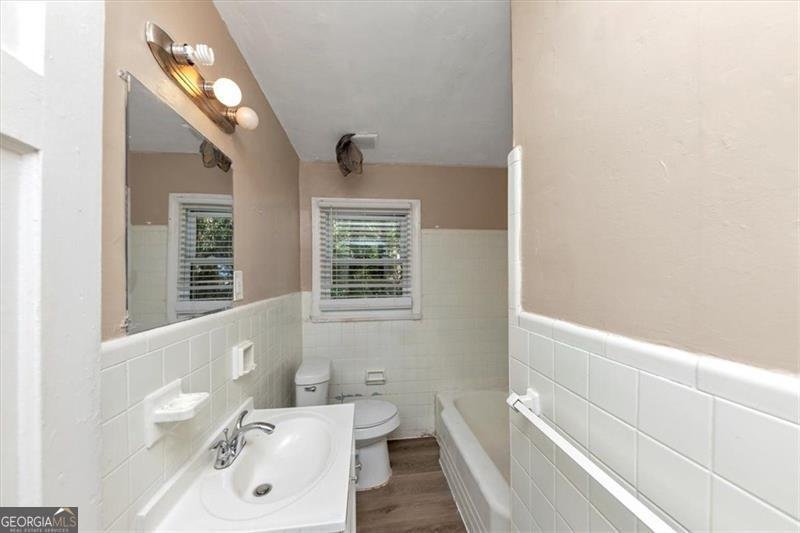 924 BEECHER Atlanta - 12
