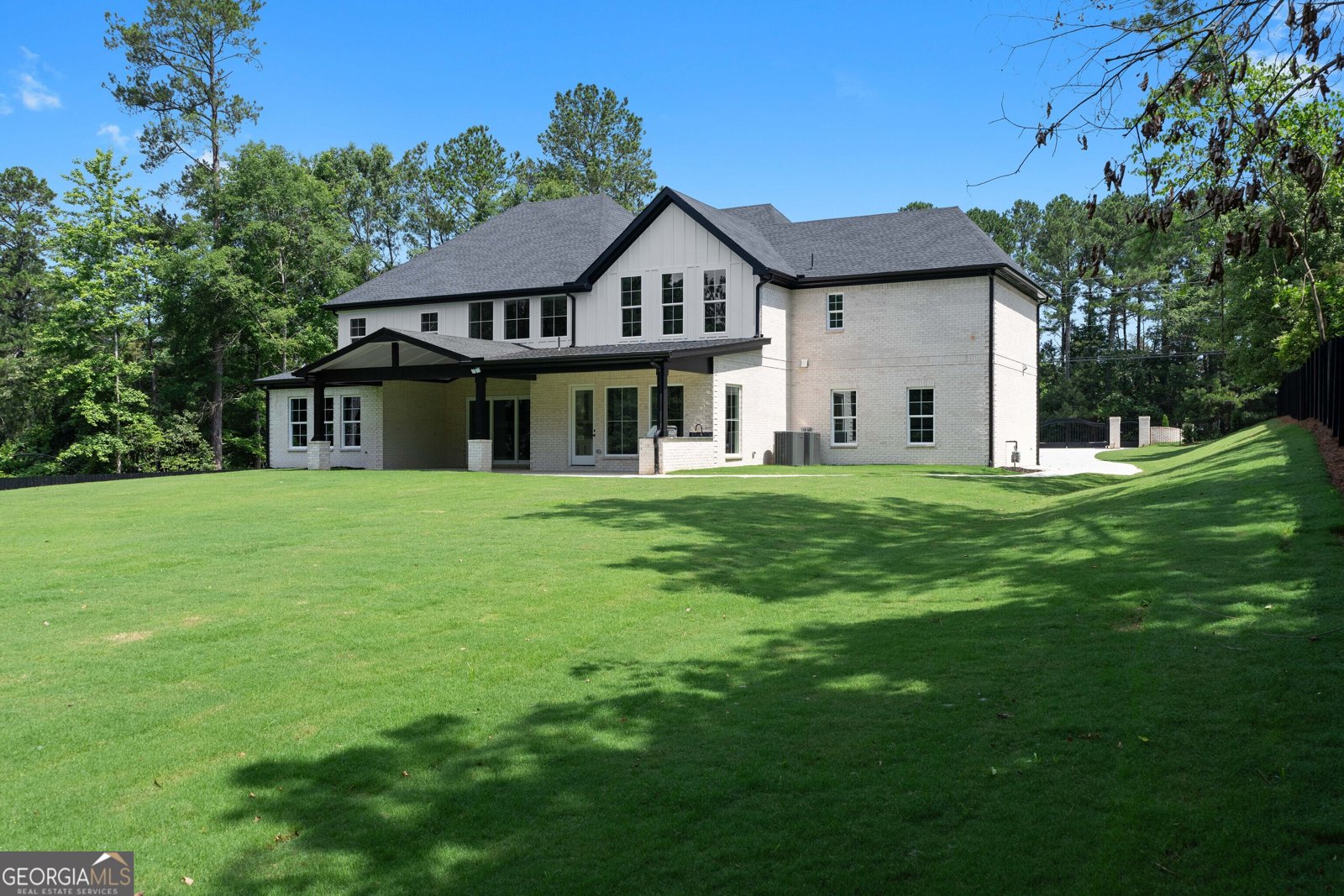 3255 Smithtown Road Suwanee - 4