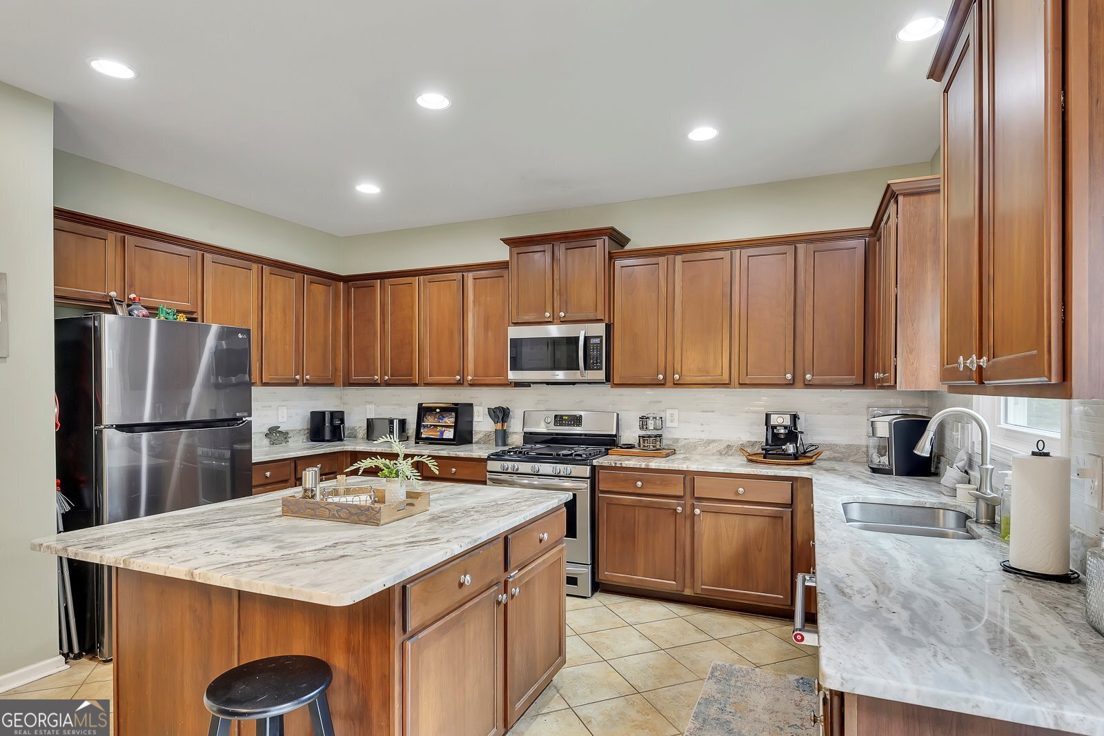 110 Ozark Trail Canton - 14