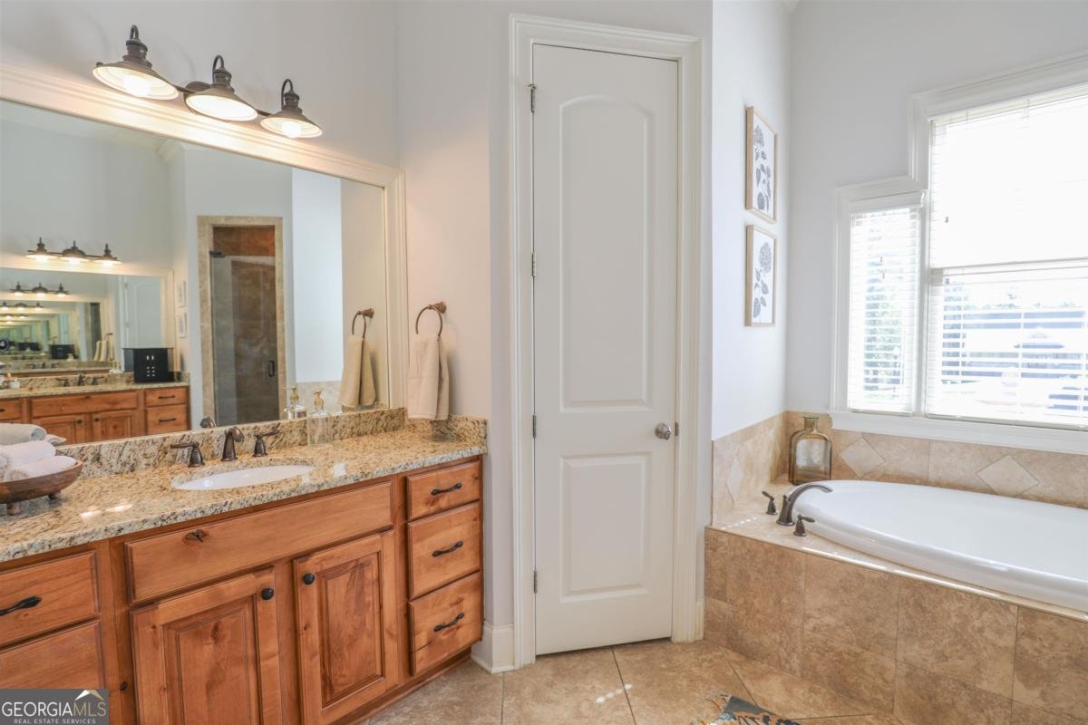 211 Arbor Way Milledgeville - 25
