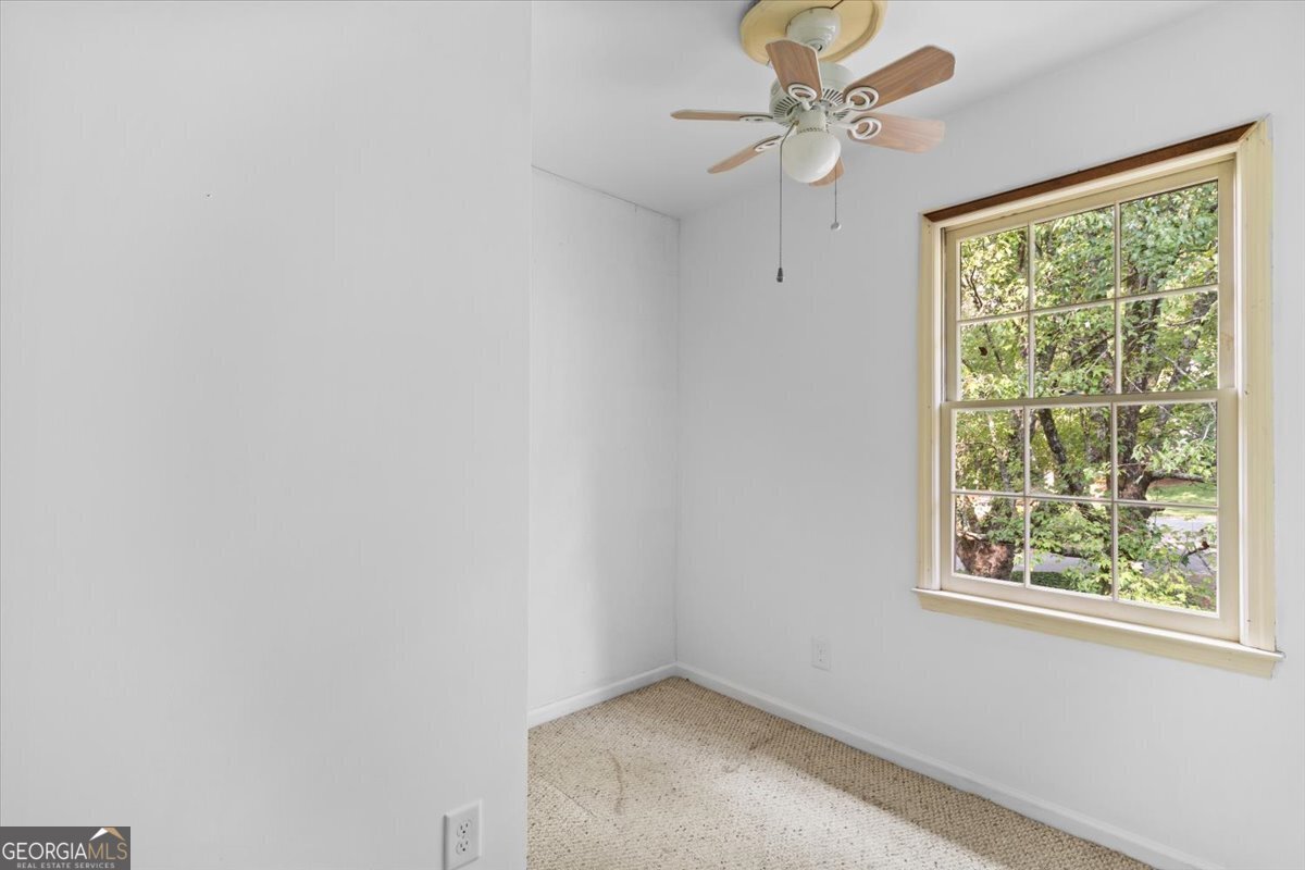 1731 Bank Drive Marietta - 25