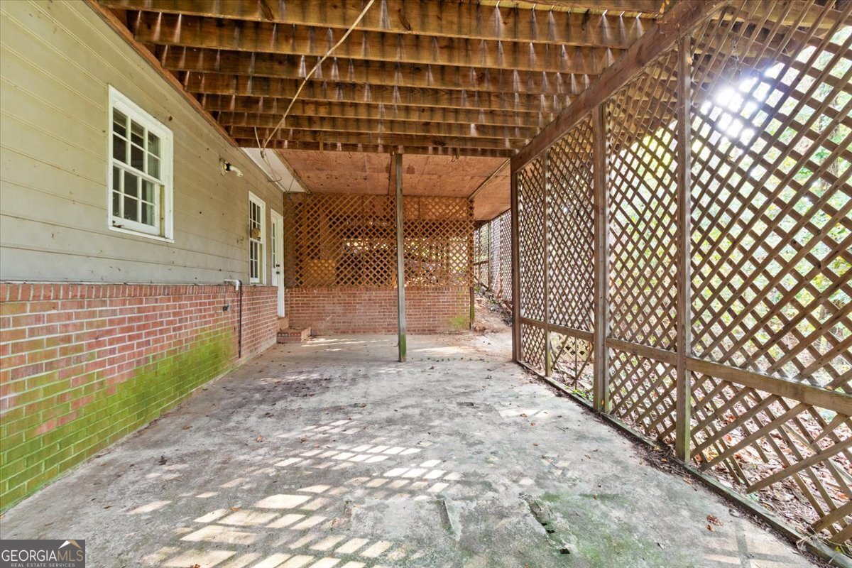 1731 Bank Drive Marietta - 36