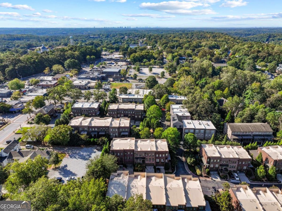 735 Camp Avenue Roswell - 11