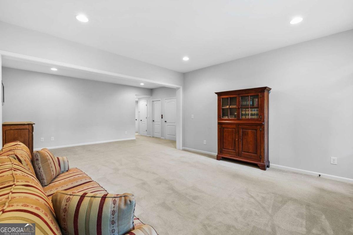 735 Camp Avenue Roswell - 32