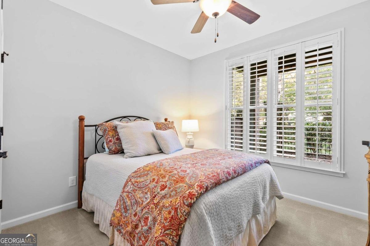 735 Camp Avenue Roswell - 33