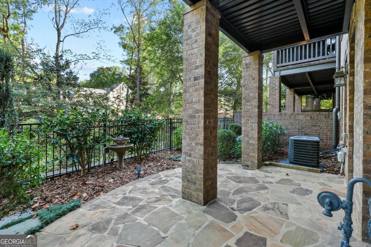 735 Camp Avenue Roswell - 39