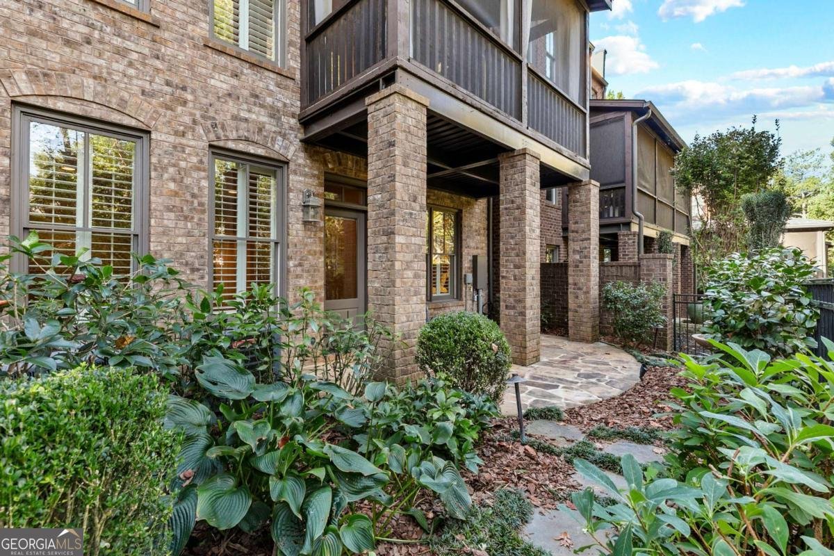 735 Camp Avenue Roswell - 40