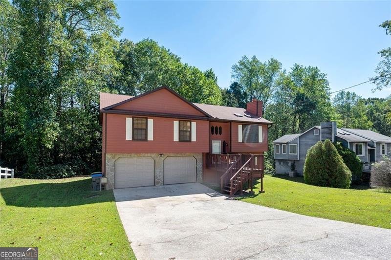 1535 OLDE OAK Drive Lithia Springs - 1