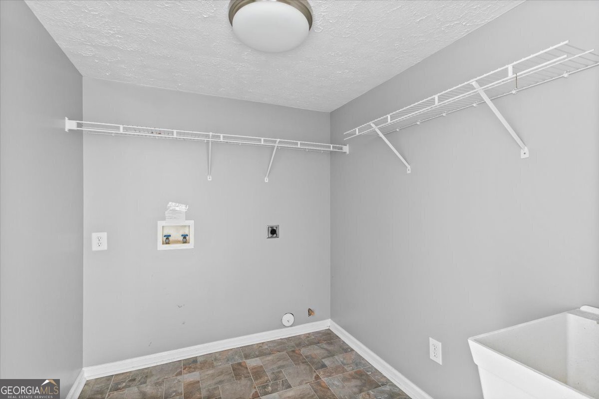 8104 Greens Mill Way Loganville - 32