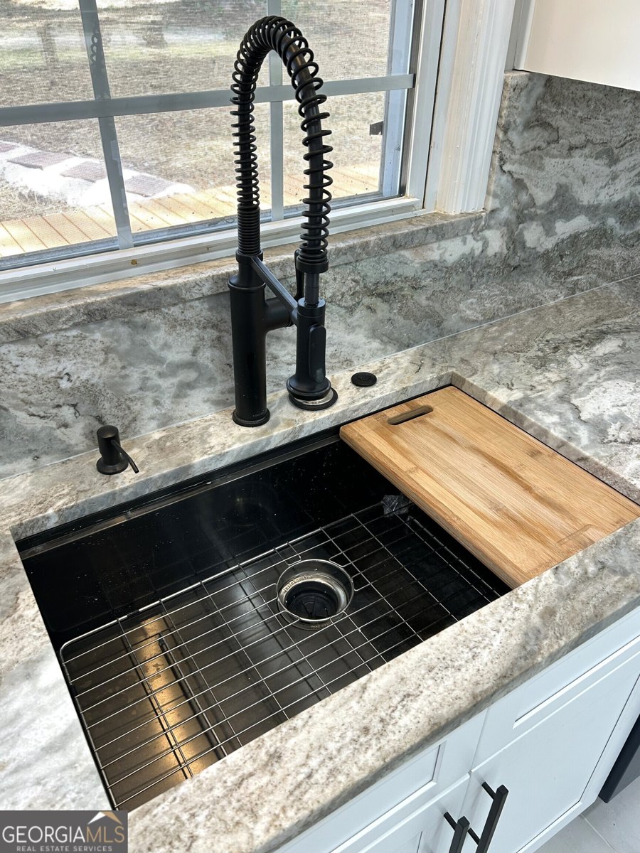 45 Circle Drive Hampton - 9