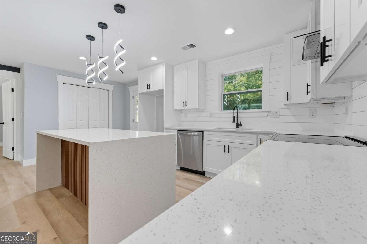 1733 Merry Oak Road Marietta - 11