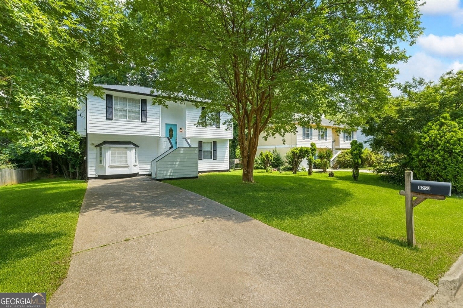 5250 Forest Downs Lane Atlanta - 1