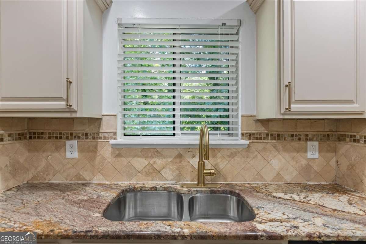 5250 Forest Downs Lane Atlanta - 13