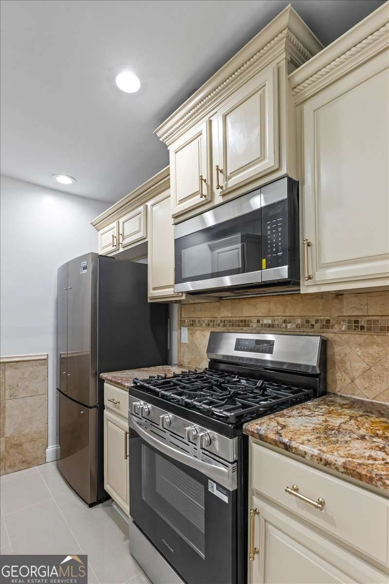 5250 Forest Downs Lane Atlanta - 9