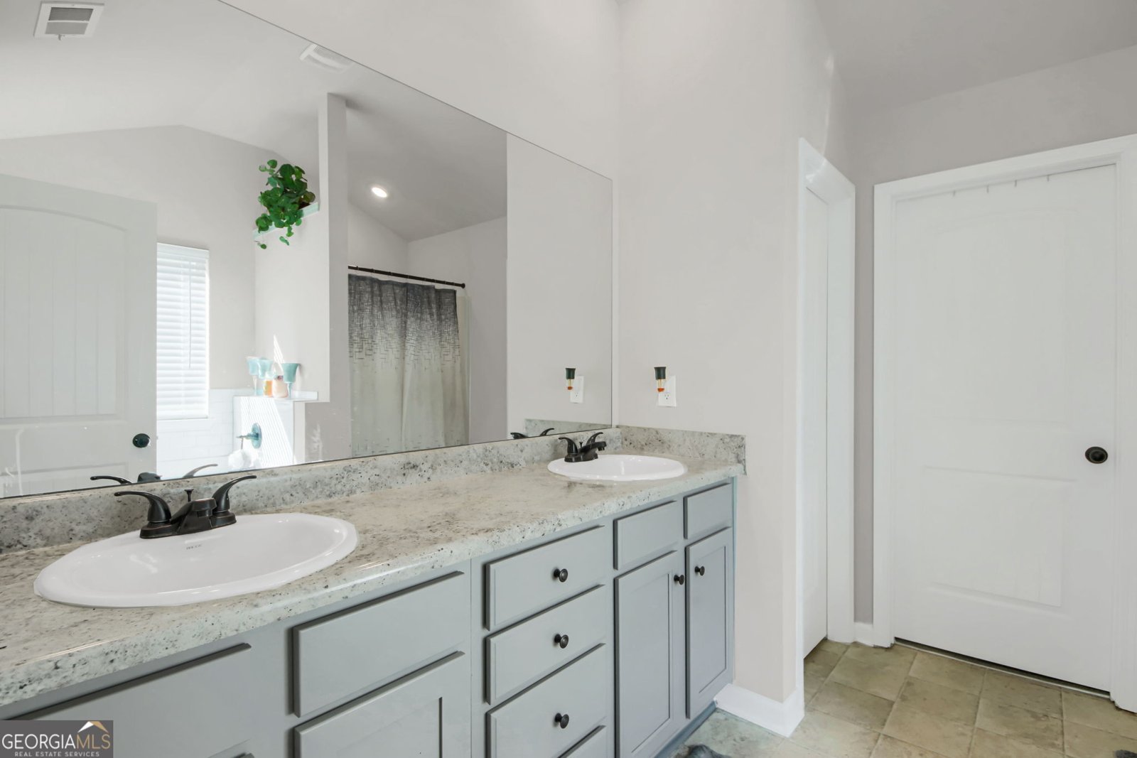 3027 WENTWORTH AVE Ellenwood - 6